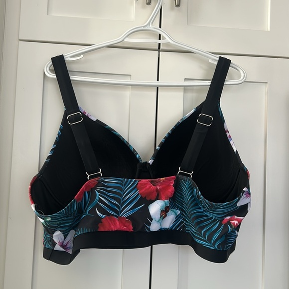 Hanna Nikole Twist Front High Black and Floral Bikini size 24W - Picture 8 of 15